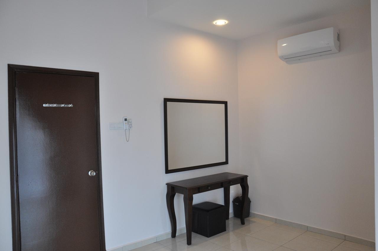 Imperial Cottage Malacca Extérieur photo