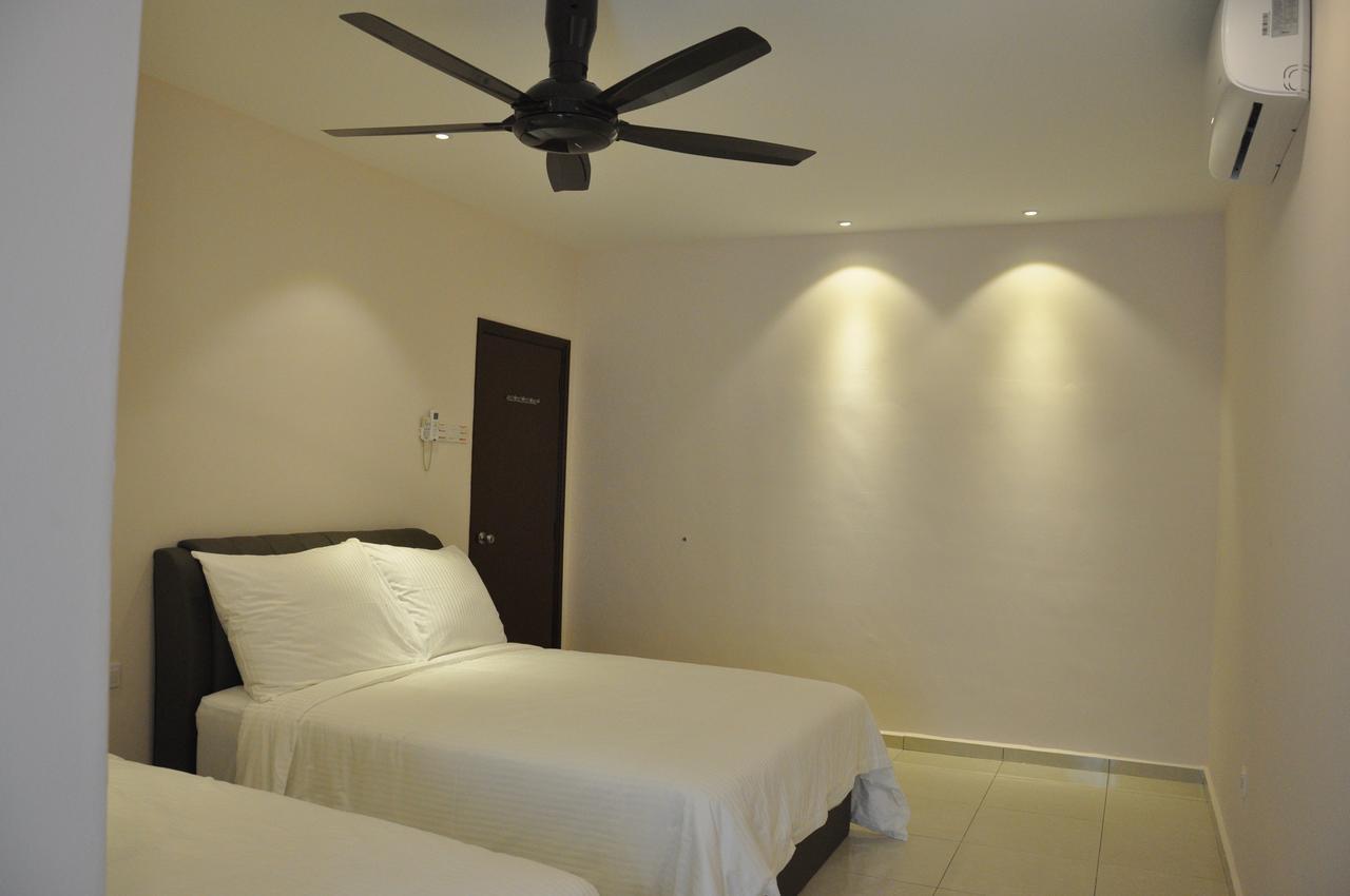 Imperial Cottage Malacca Extérieur photo